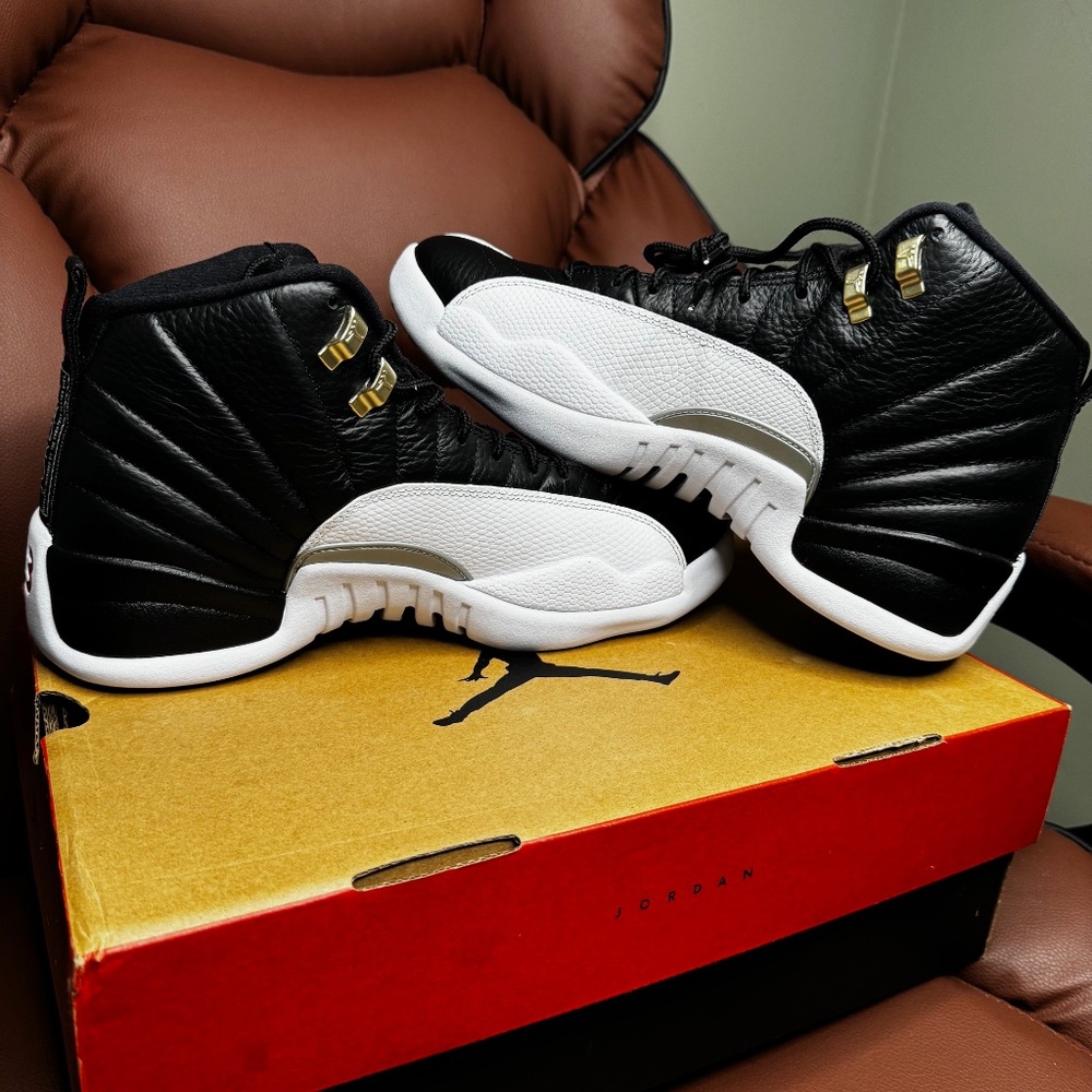 Jordan 12 Playoffs 2022